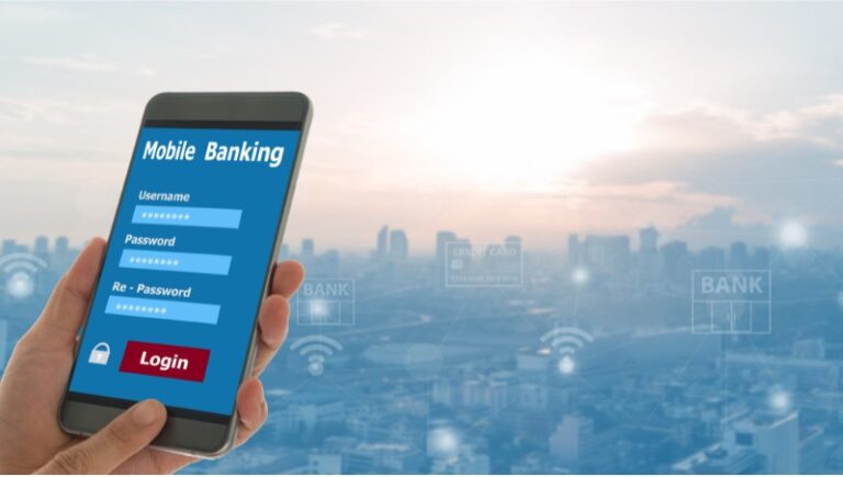 Understanding the Benefits and Limitations of Digital Banking