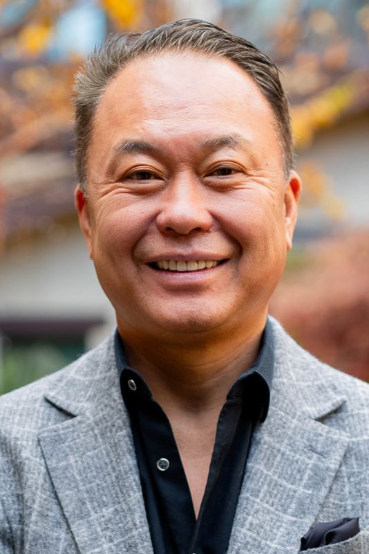 Building a solid foundation for AI data in the financial services sector 1 StevenChung Cropped