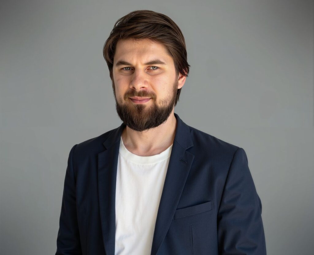 The Science of User Growth: Why People Stay (and Why They Leave) 1 Egor