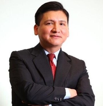From ChatGPT to Quantum Computing: Edgar Perez on the Future of Business 1 Edgar Perez 1